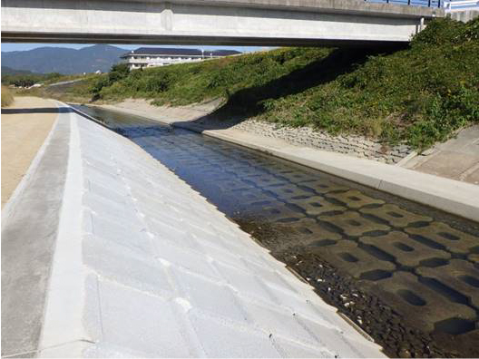 3災国補第23号 （一）肱川水系　久米川　河川災害復旧工事