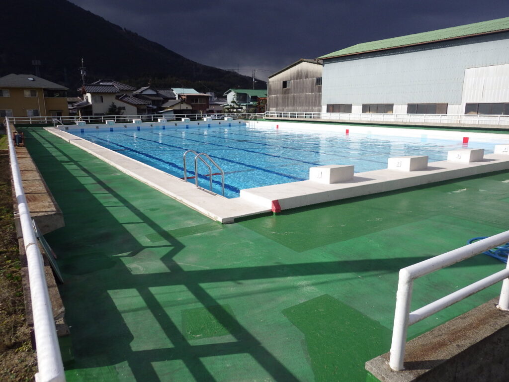 大教総第61号　新谷中学校プール改修工事