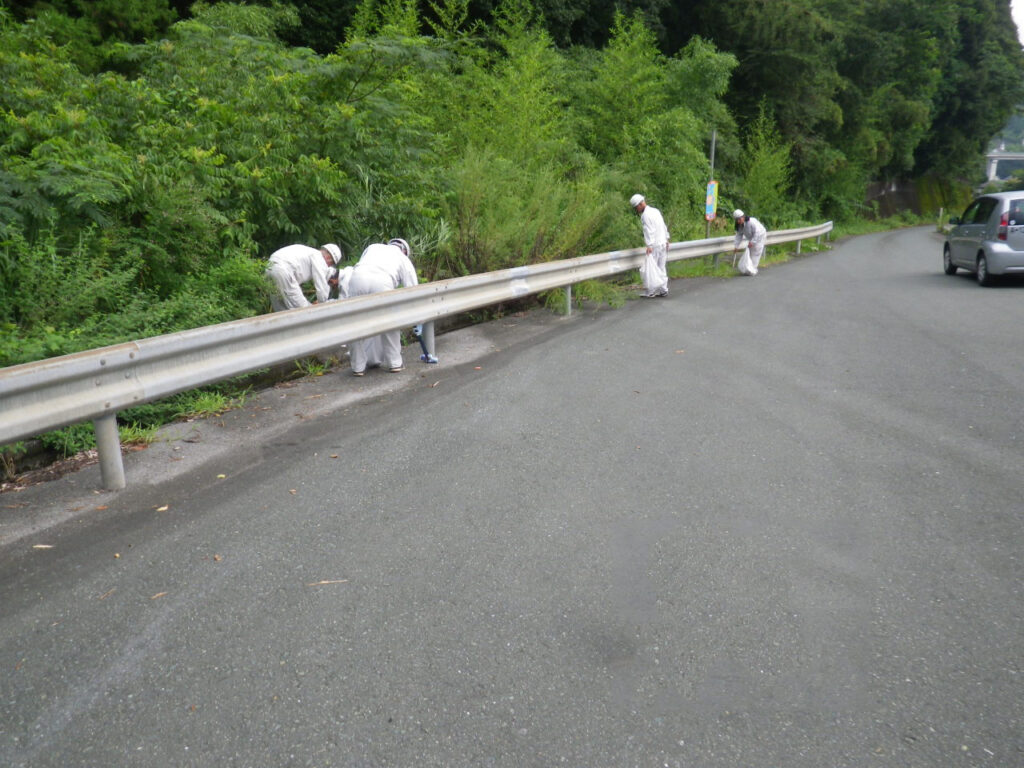 道路美化清掃活動の取り組みにおいて感謝状を頂きました